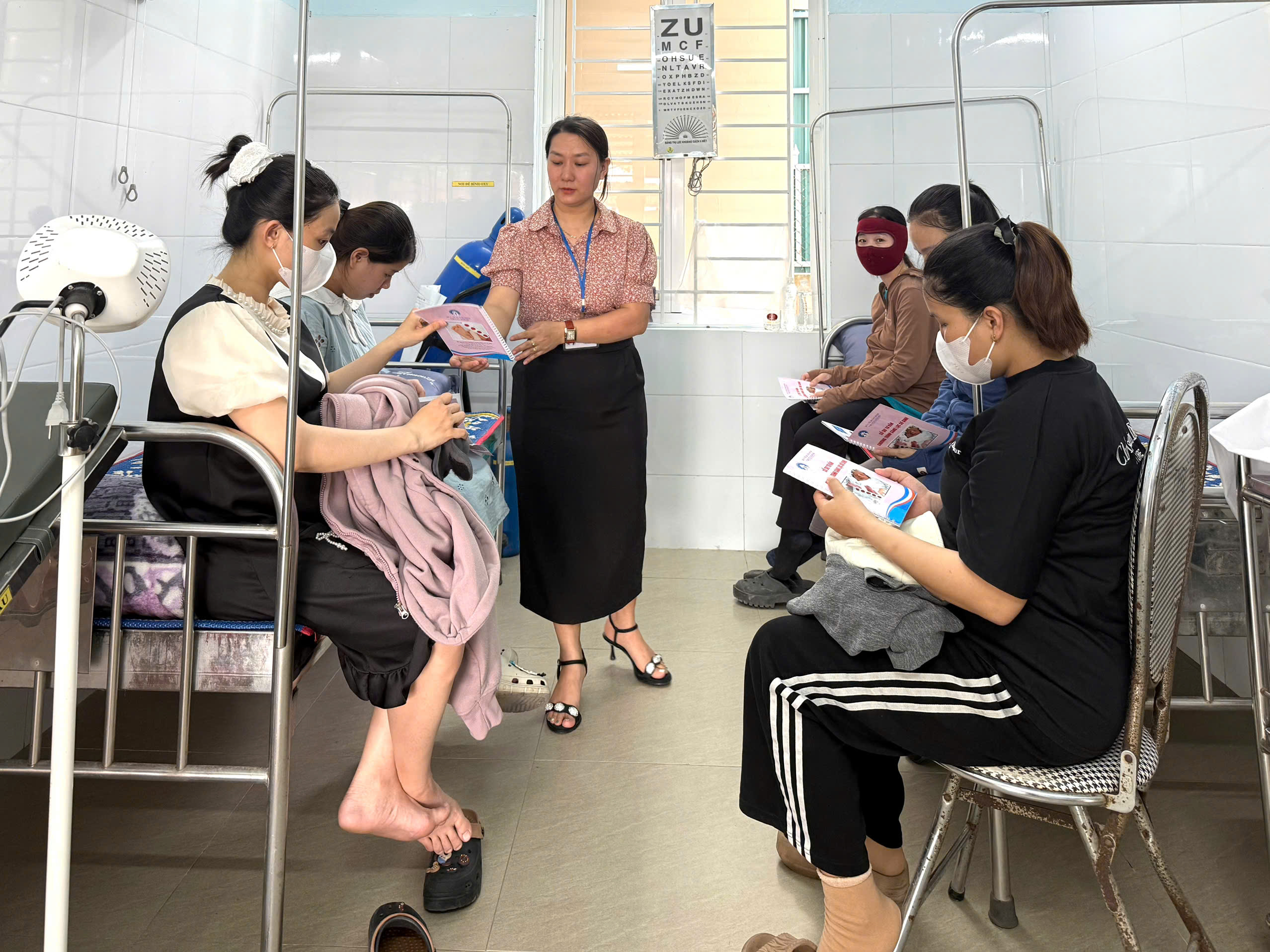 HIỆU QUẢ TỪ CHIẾN DỊCH CHĂM SÓC SỨC KHỎE SINH SẢN – KẾ HOẠCH HÓA GIA ĐÌNH NĂM 2025.